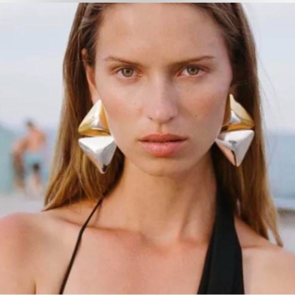 🔥🔥Zara Mismatched Geometric Earrings - Picture 3 of 5
